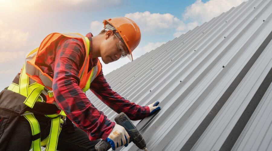Professional residential roofers in Nenzel, NE